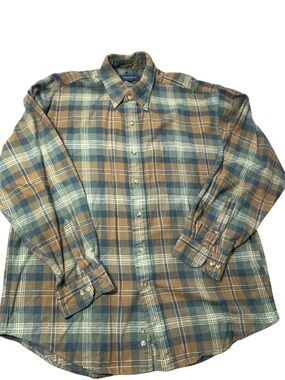 Van Heusen Plaid Button-Down Shirt in Tan, Green & Cream Mens large